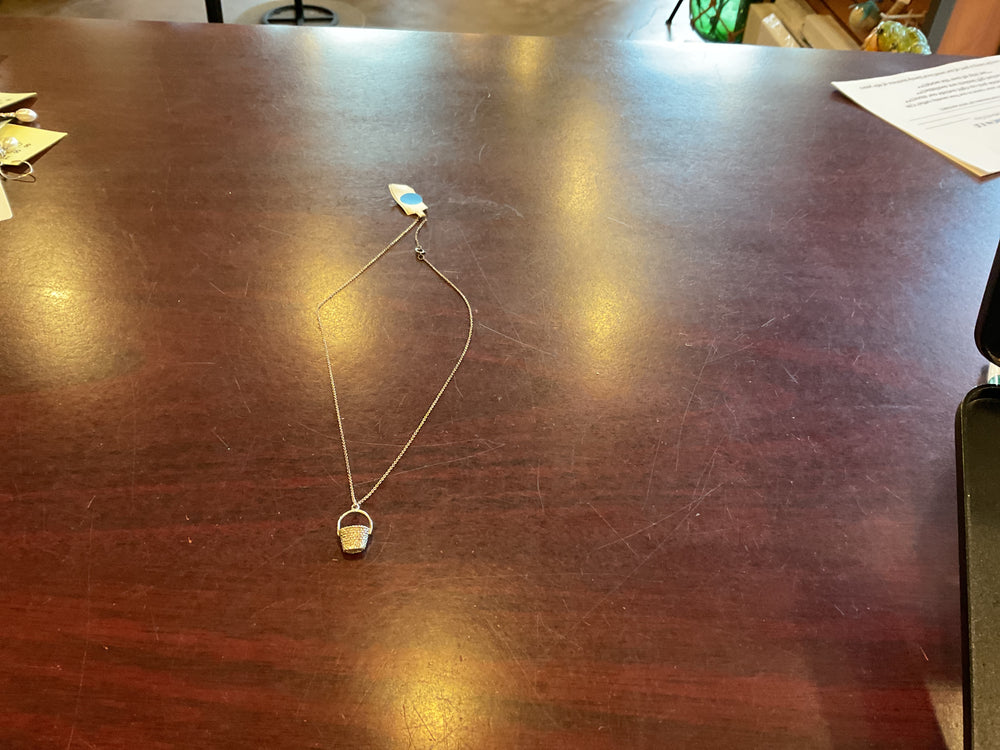 SBP-NANTUCKET BASKET NECKLACE