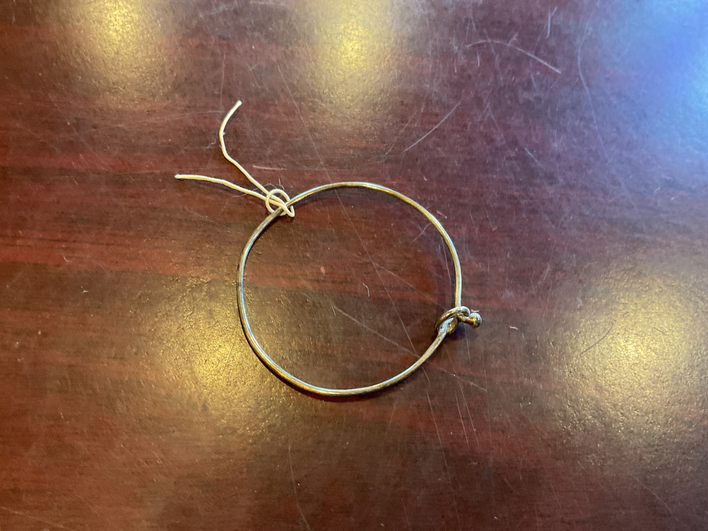 HB172 SILVER KNOT BRACELET