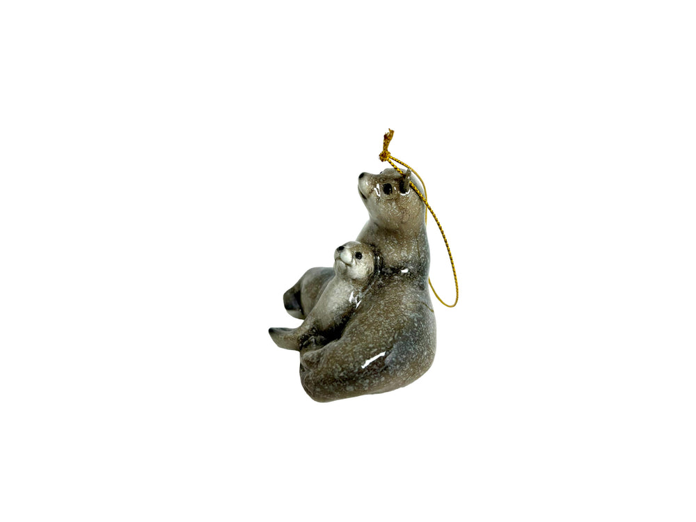 MR-436 seal Mom & Pup Ornament