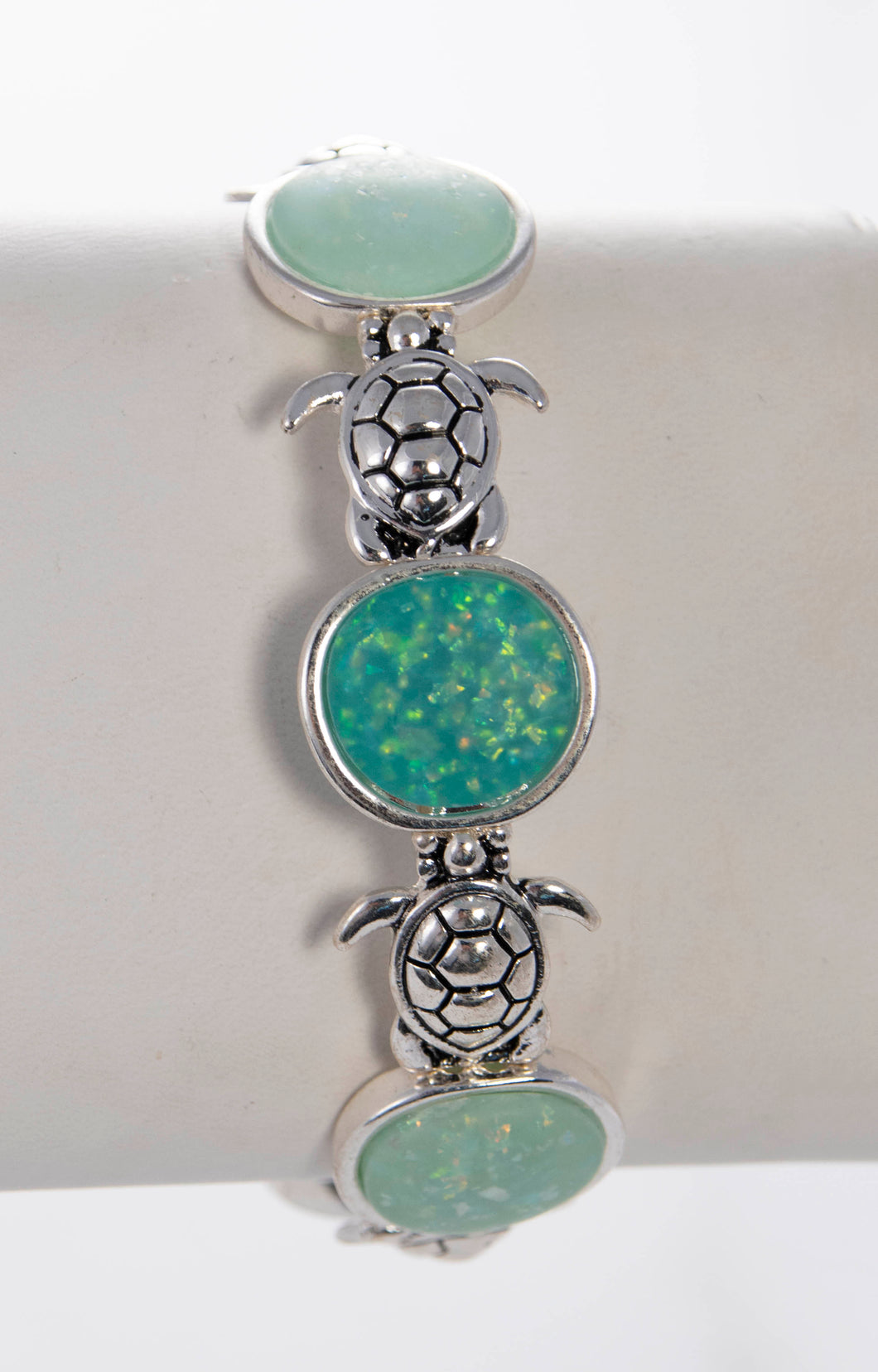 Aqua Round w Turtle - Bracelet