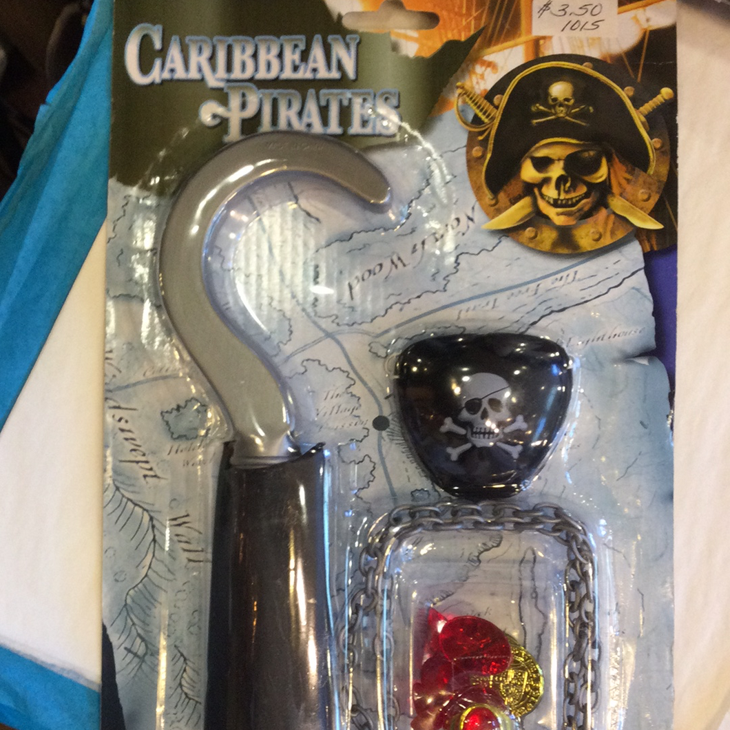 PT103 Pirate, hook, patch, jewelry