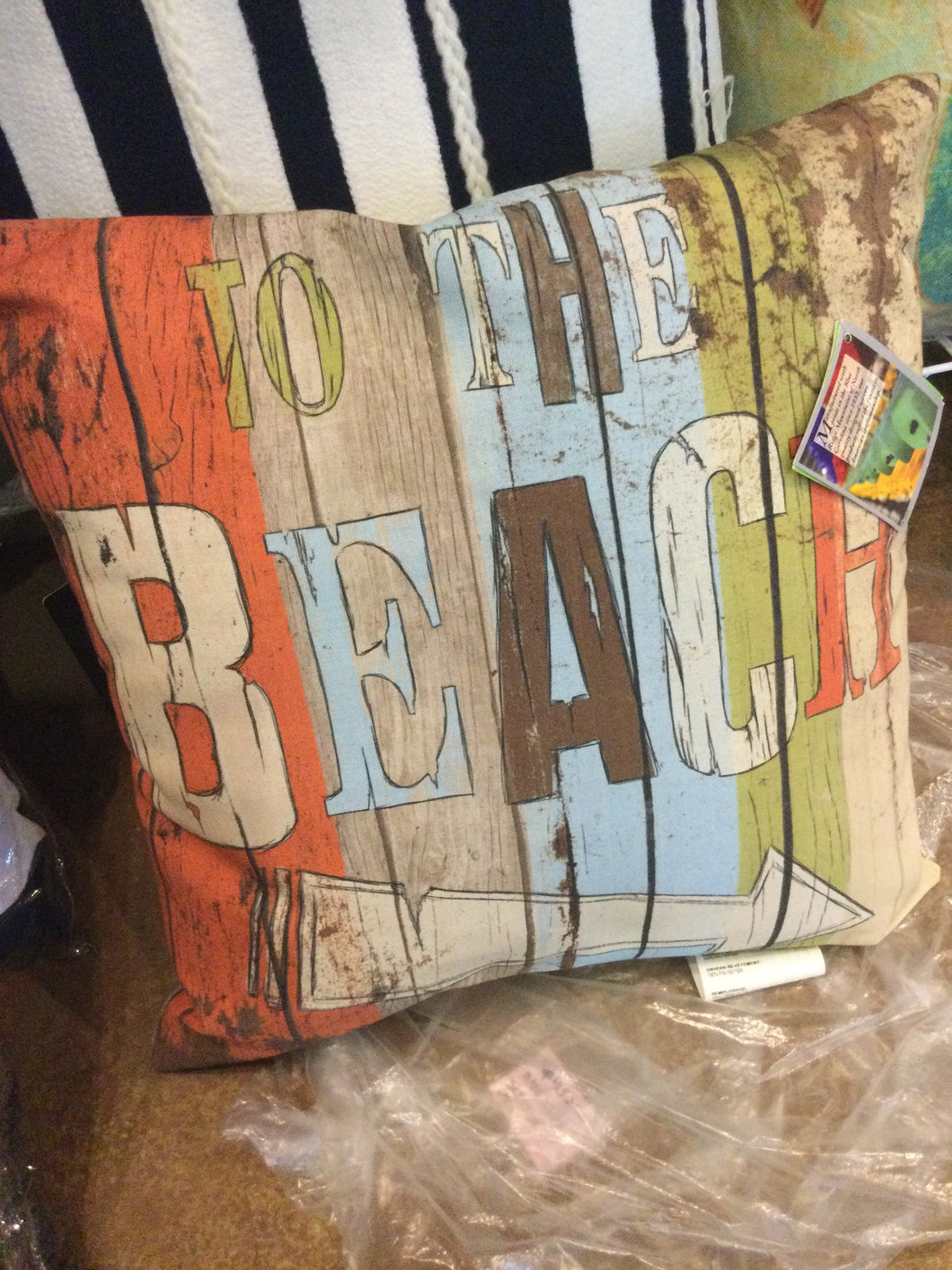 Pillow, to the beach